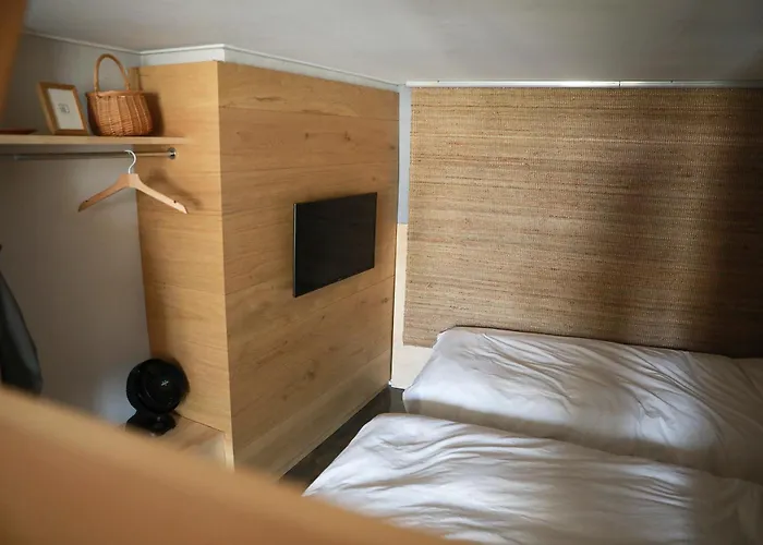 Apartment Leejae 리재 *